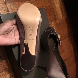 Louis Vuitton Shoes - Louis Vuitton Athen Open Toe Pump - 9 cm Louis Vuitton Shoes - Louis Vuitton Athen Open Toe Pump - 9 cm